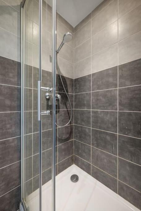 Apartment F3, 2 Chambres, 80m2 Nice