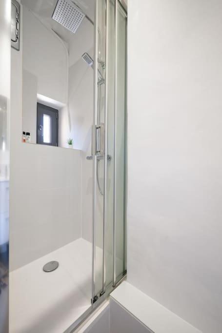 F3, 2 Chambres, 80m2 *